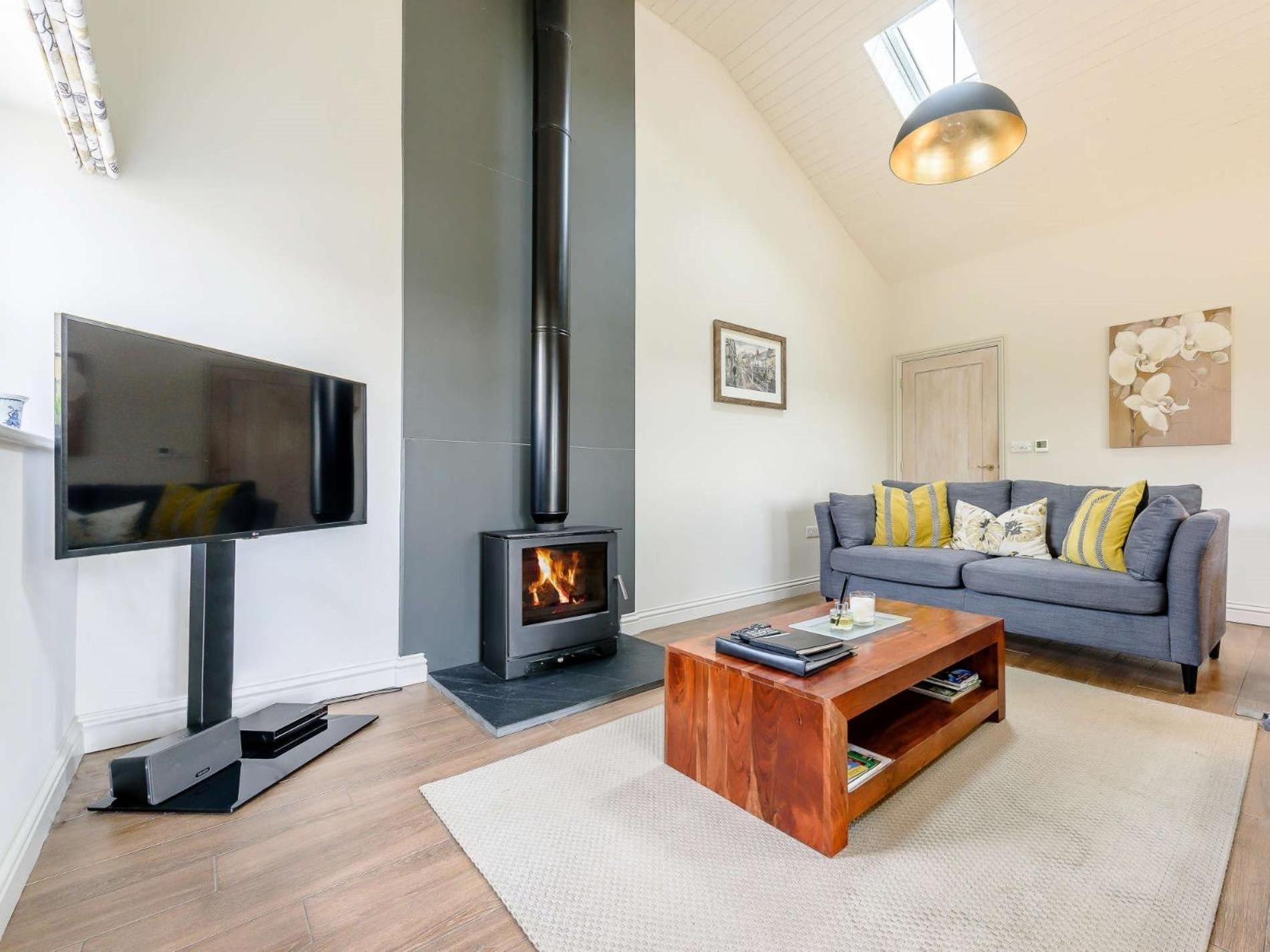 2 Bed In Winchcombe 57828 Villa Екстериор снимка